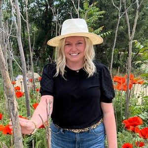 Meet your Posher, Elle